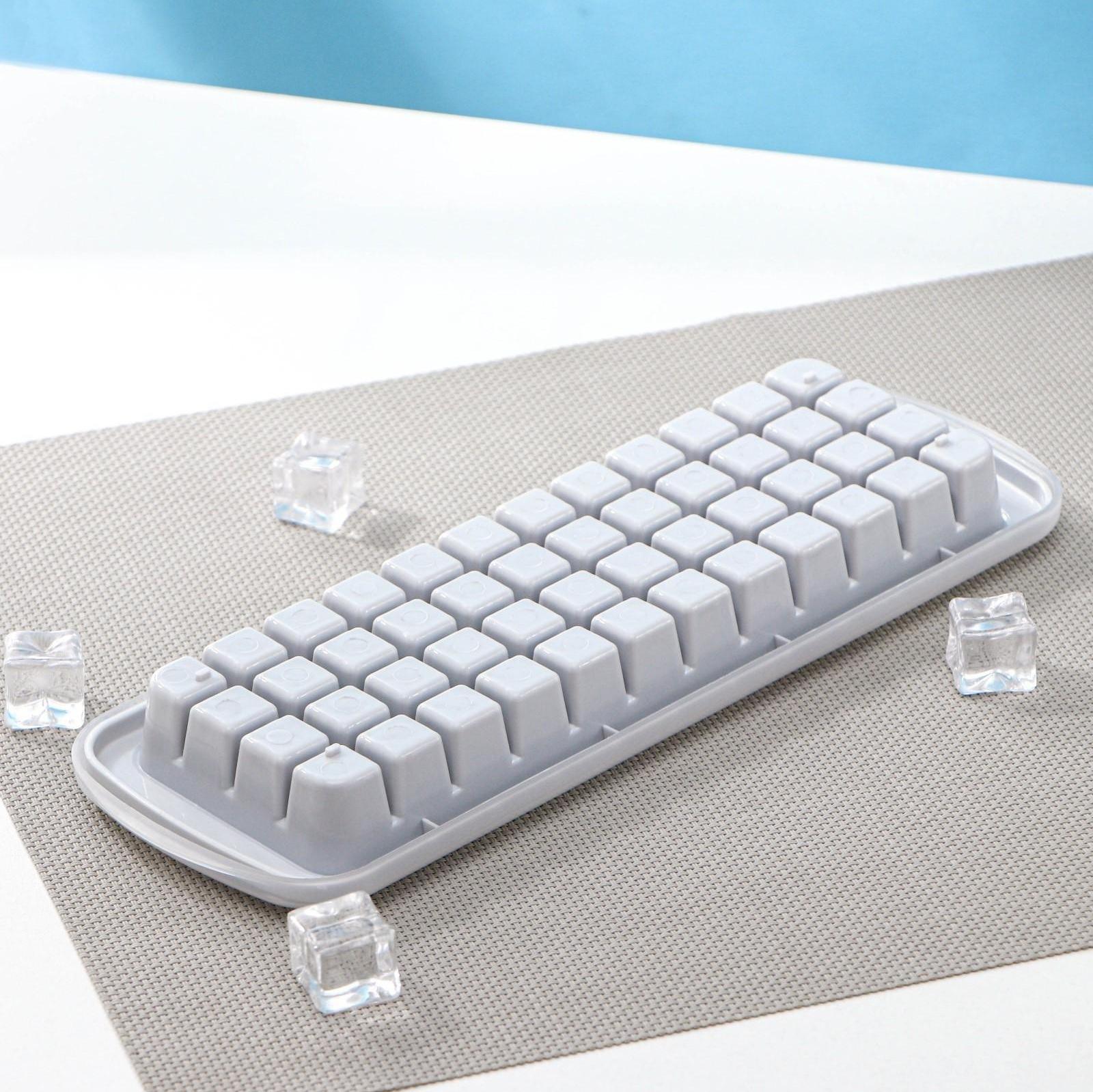 Форма для льда и шоколада с крышкой Доляна, 48 ячеек, 27×9,5×2,7 см, 1,5×1,5×1,5 см, цвет МИКС