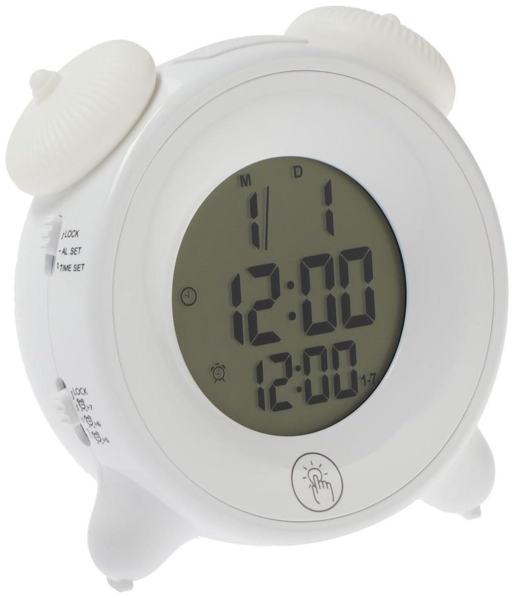 Часы-будильник RITMIX CAT-057, календарь, подсветка, 3хААА, белые