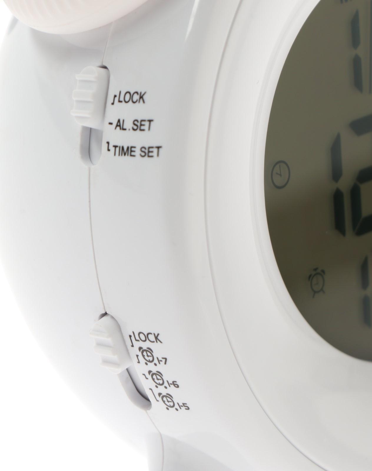 Часы-будильник RITMIX CAT-057, календарь, подсветка, 3хААА, белые