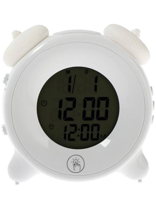 Часы-будильник RITMIX CAT-057, календарь, подсветка, 3хААА, белые