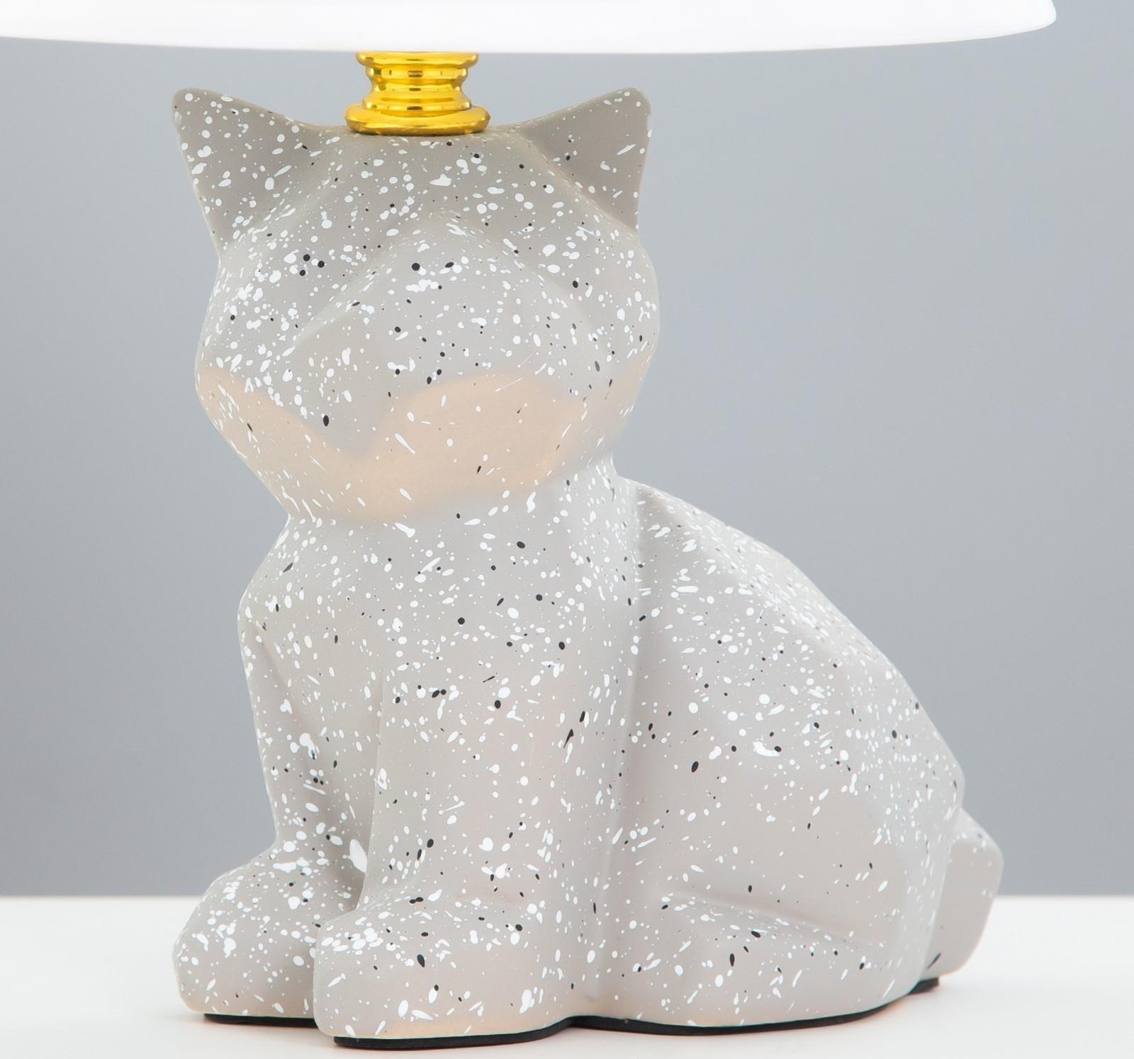 Настольная лампа 