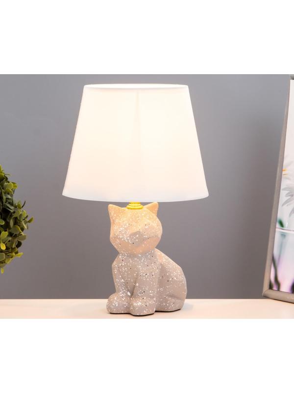 Настольная лампа 