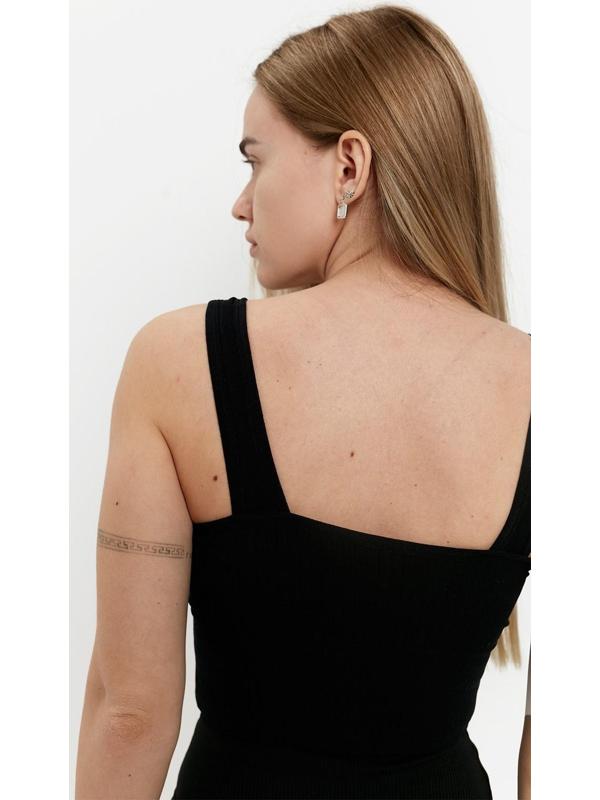 Топ женский, цвет чёрный, размер 42-46