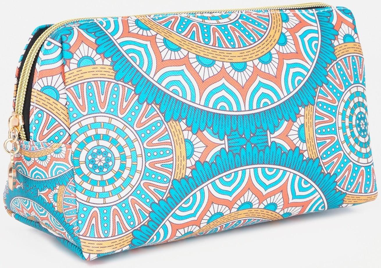 Косметичка на молнии, цвет голубой