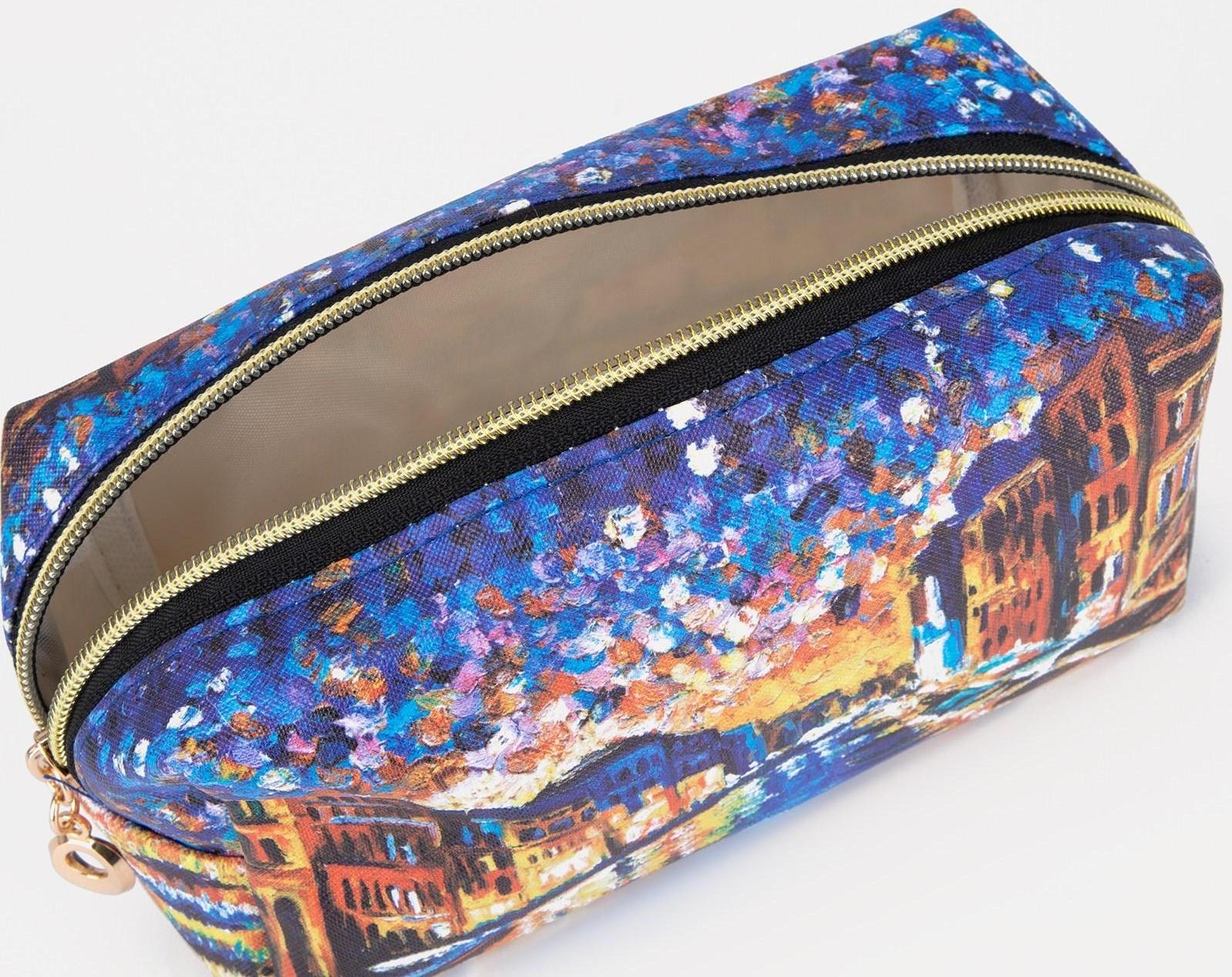 Косметичка на молнии, цвет синий/разноцветный