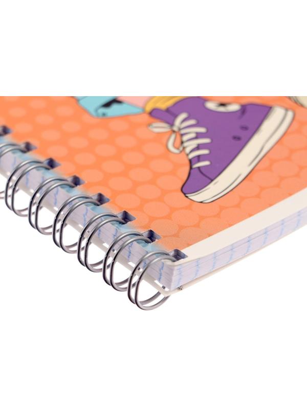 Тетрадь 48 листов в клетку на гребне 