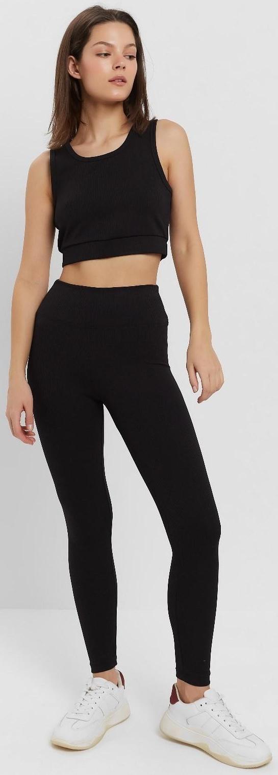 Топ спортивный женский MINAKU цвет черный, р-р 46