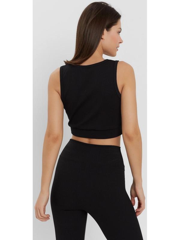 Топ спортивный женский MINAKU цвет черный, р-р 46