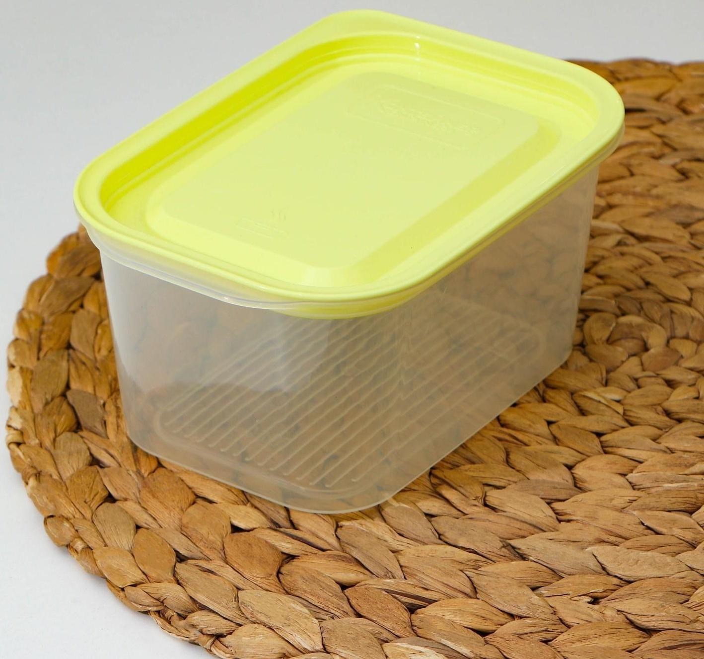 Набор контейнеров пищевых с паровыпуском, 3 шт: 750 мл; 500 мл; 500 мл, прямоугольные, цвет МИКС