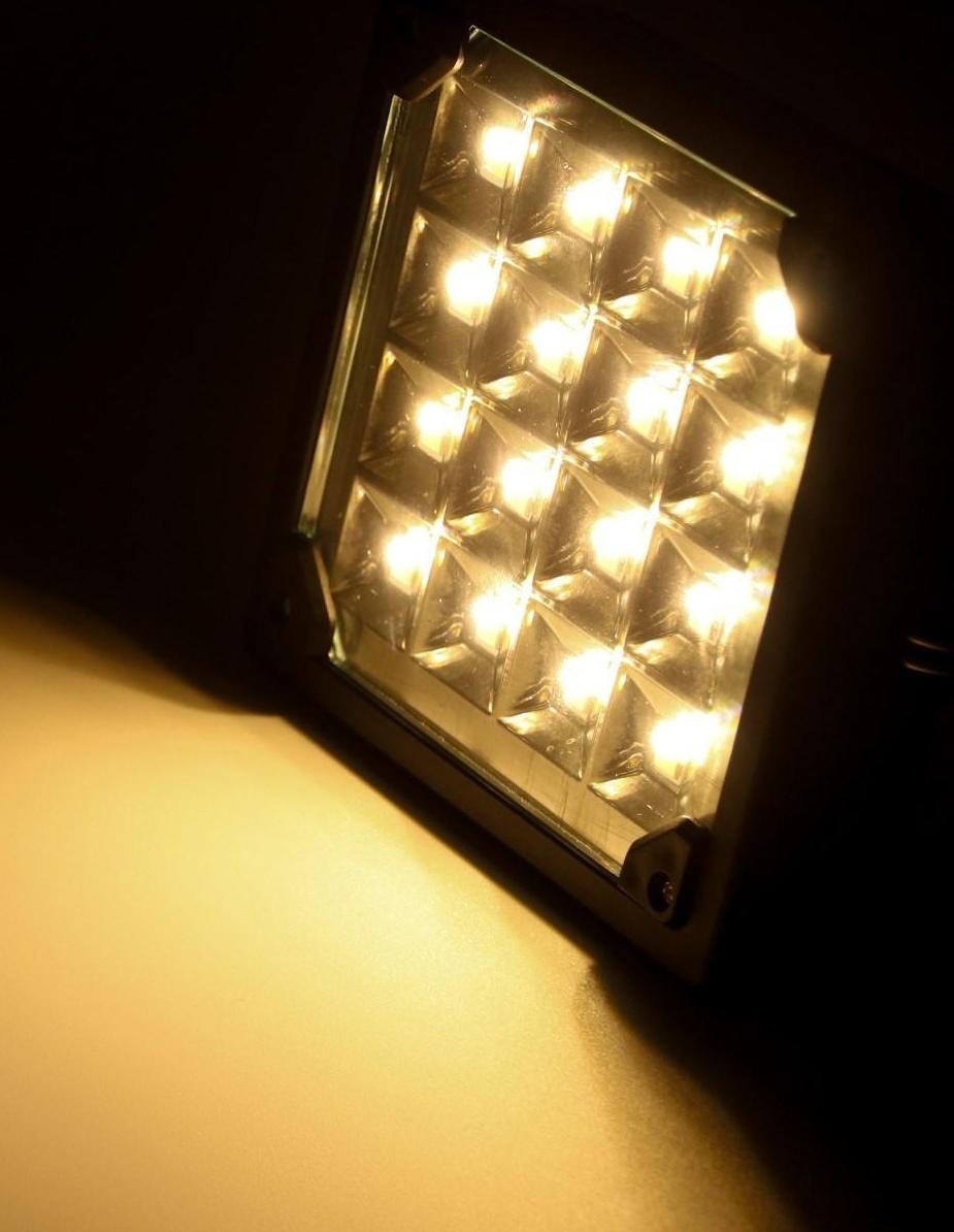 Фонарь кемпинговый аккумуляторный, 20 Вт, 1200 мАч, 32 SMD, 3 режима, солнечная батарея