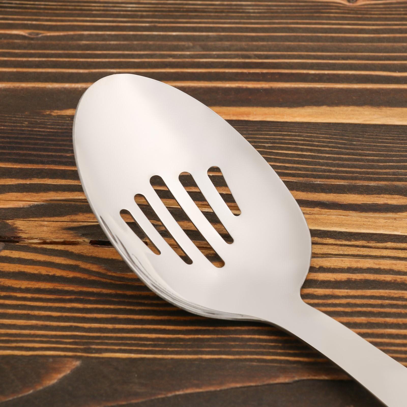 Ложка-шумовка сервировчная с деревянной ручкой 35 см, черпало 10х7 см