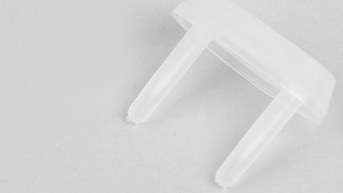 Заглушка в розетку от детей 