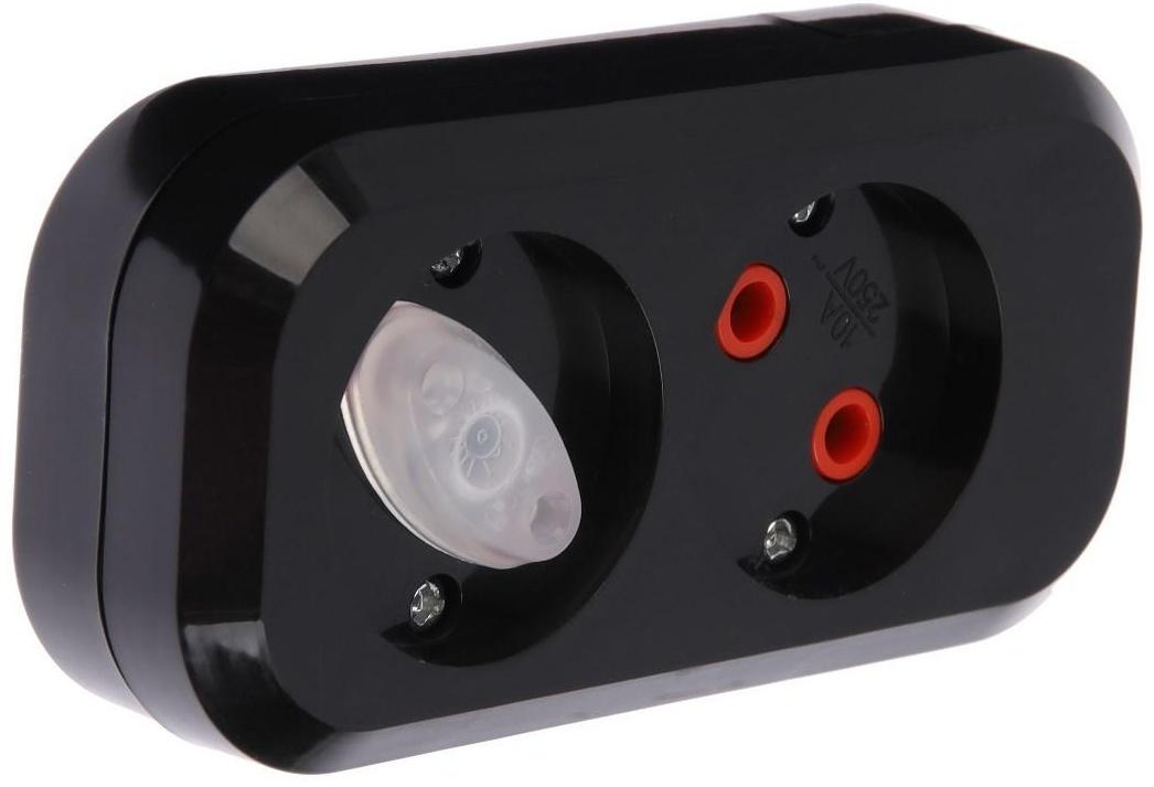 Заглушка в розетку от детей 