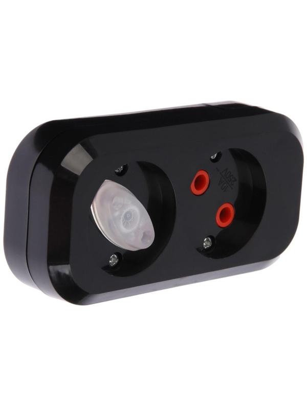 Заглушка в розетку от детей 