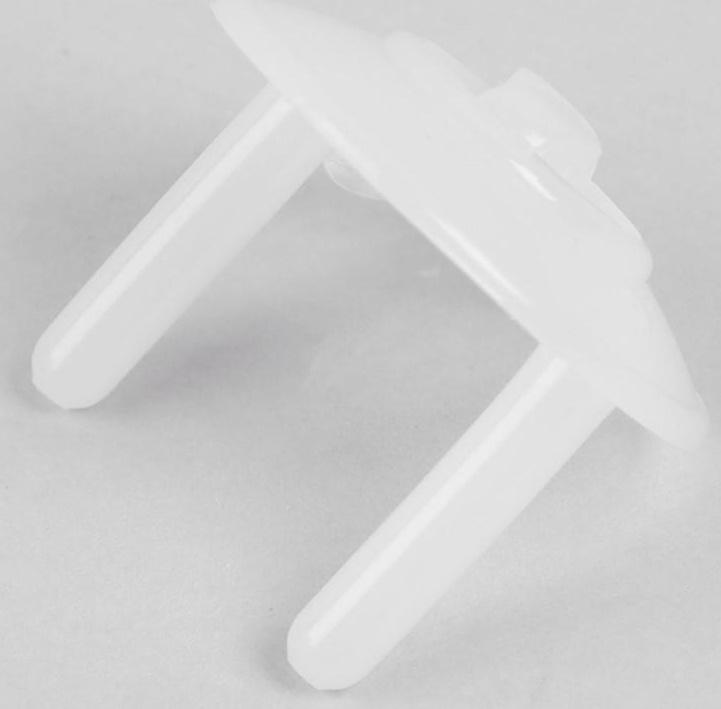 Заглушка в розетку от детей с ключом 