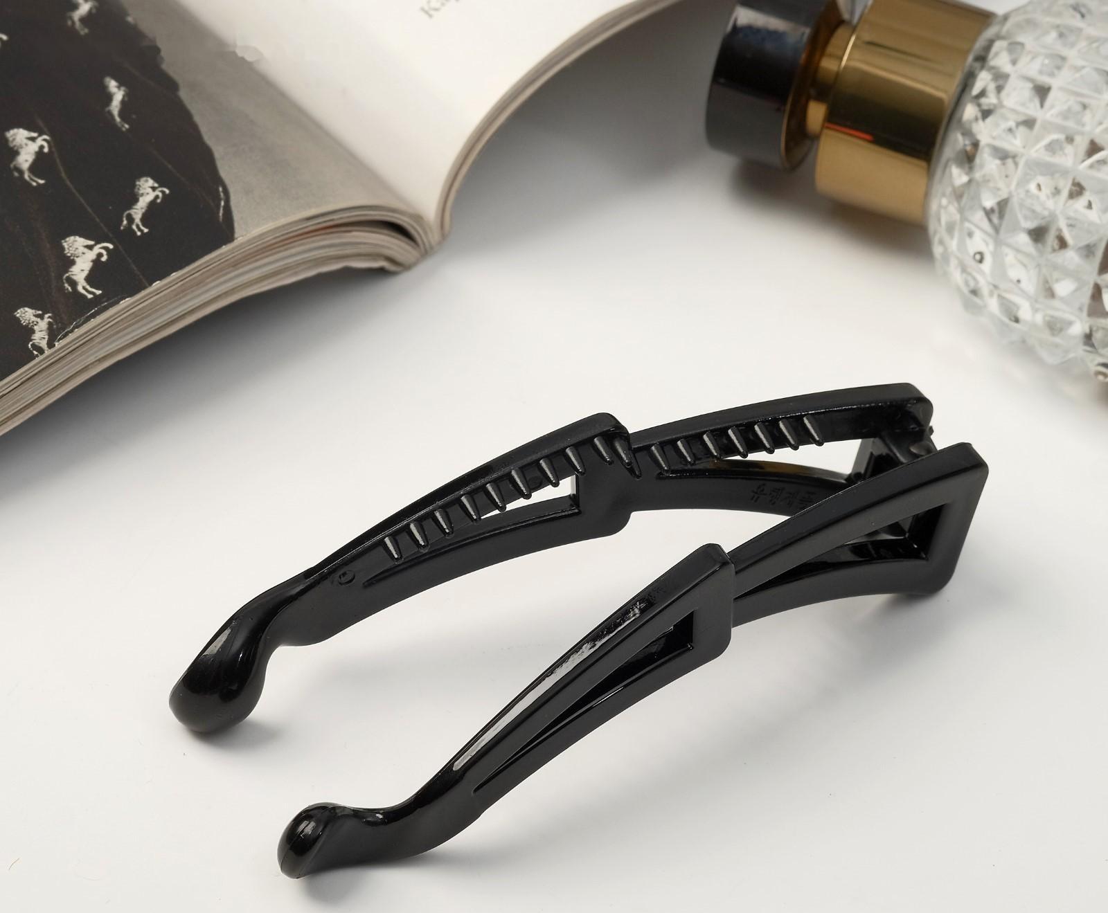 Банан для волос 