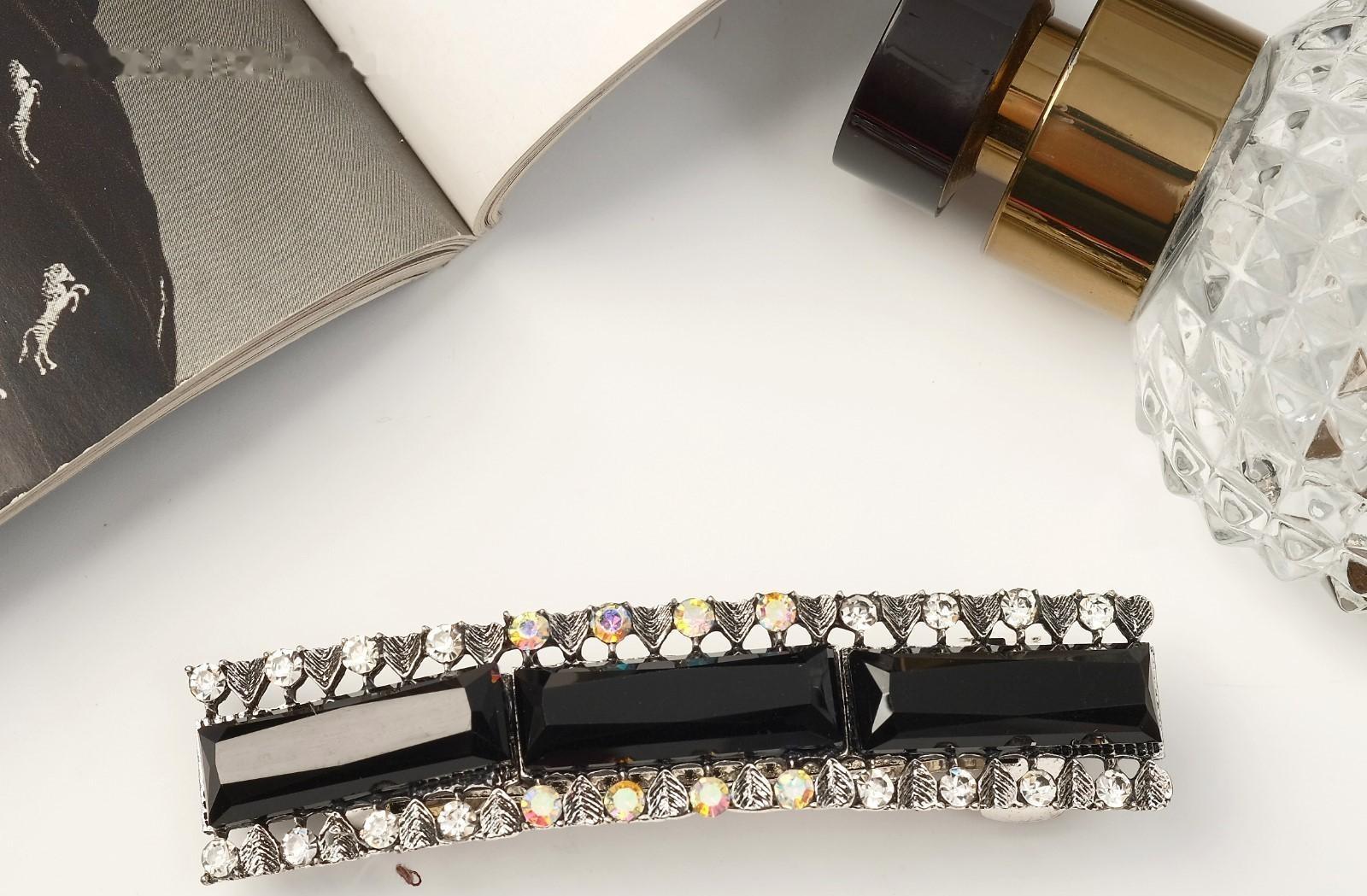 Заколка-автомат 