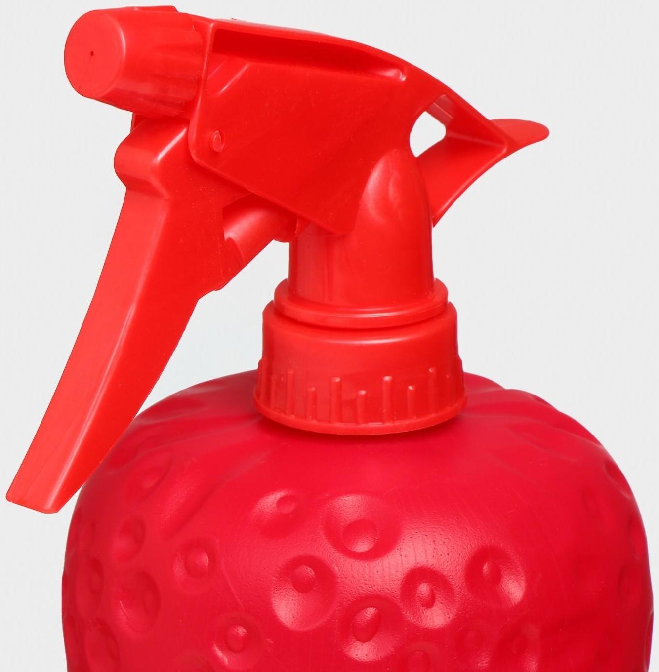 Пульверизатор «Клубника», 0,5 л, красный