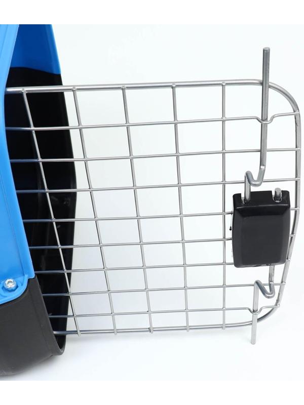 Переноска пластиковая с металлической дверью 47 х 30 х 35 см, вес до 12 кг, голубая