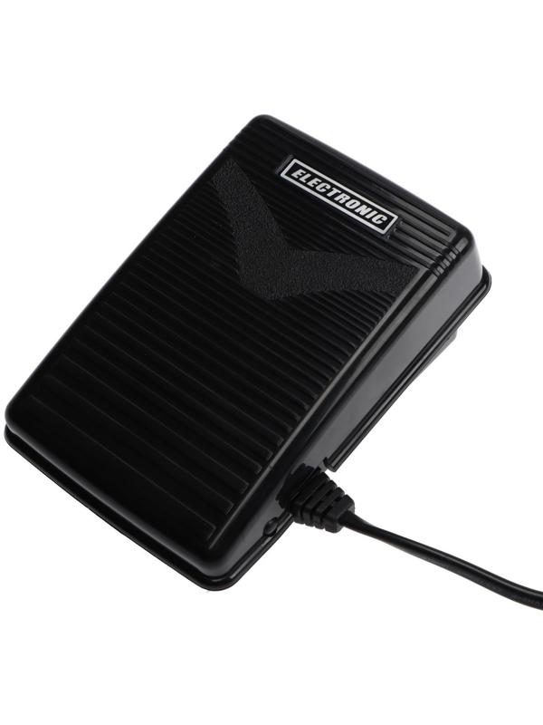 Швейная машина Швейная машина Necchi 2437, 70 Вт, 37 операций, полуавтомат, белая