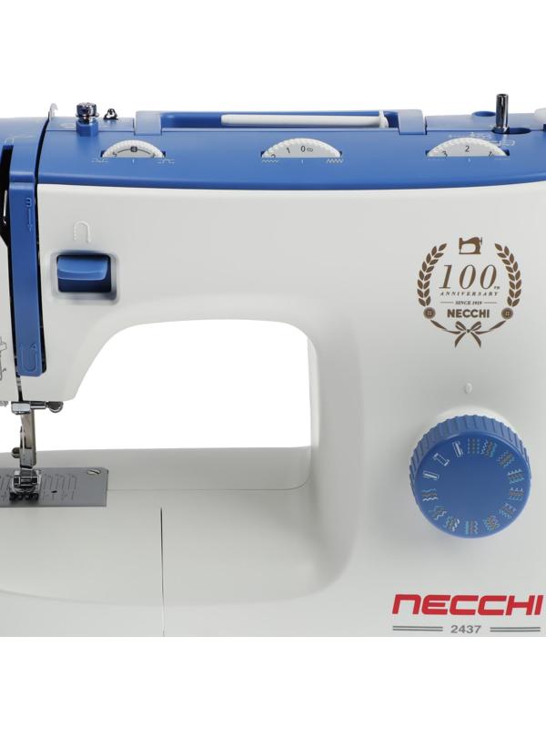Швейная машина Швейная машина Necchi 2437, 70 Вт, 37 операций, полуавтомат, белая