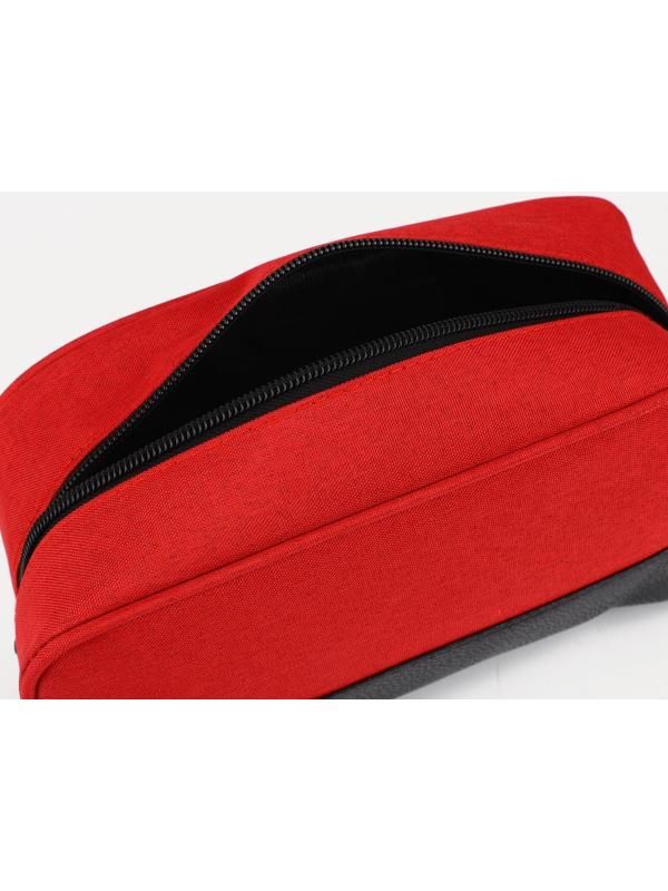 Косметичка на молнии, цвет красный