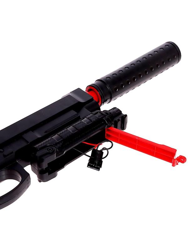 Пистолет «Беретта», стреляет гелевыми пулями, работает от аккумулятора