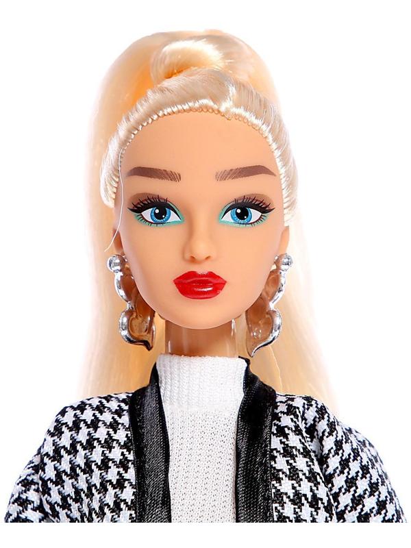 Кукла-модель с комплектом одежды «Ксения. Студия моды», шарнирная