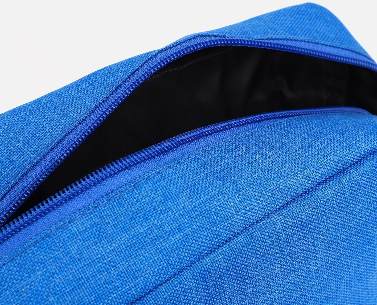 Косметичка на молнии, цвет синий