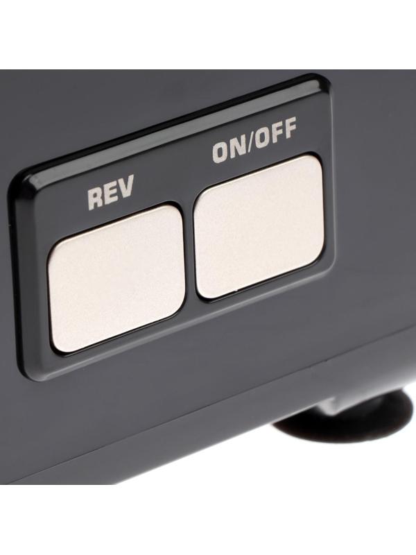 Мясорубка Redmond  RMG-1244-6, 1340 Вт, 1.6 кг/мин, 3 насадки, реверс, чёрная