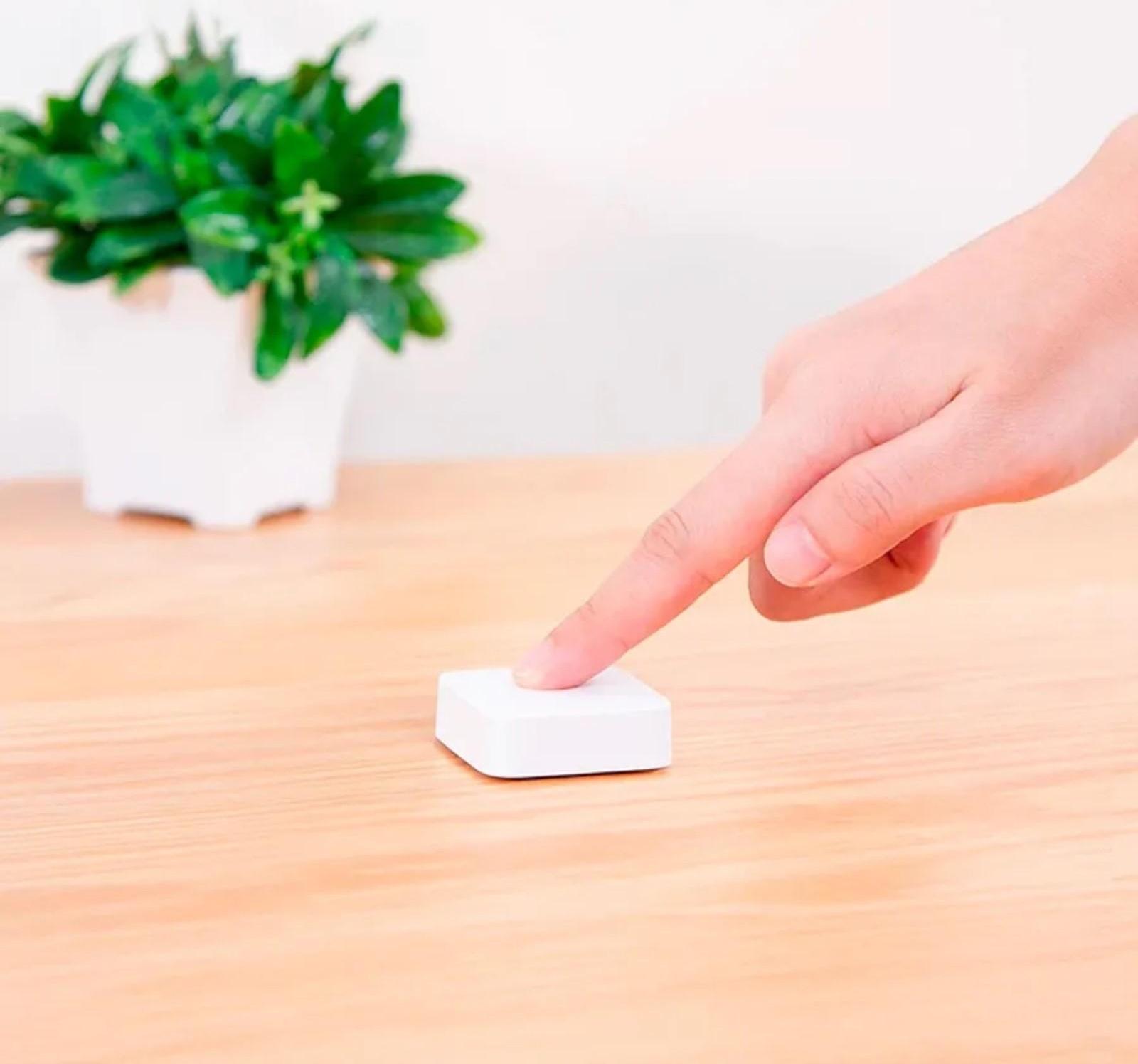 Пульт управления для светильника Yeelight Remote control 1S (YLAI003), BT 5.0, CR2450, белый