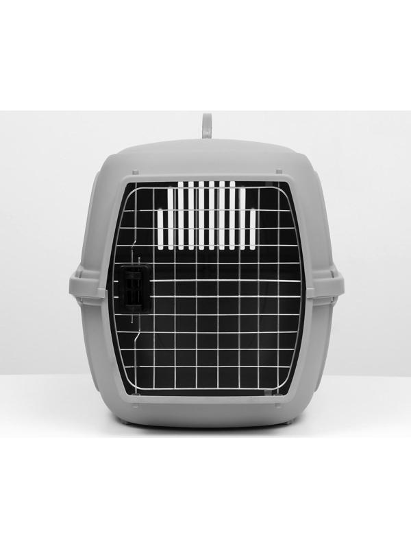 Переноска пластиковая с металлической дверью 65×45×47 см, серая