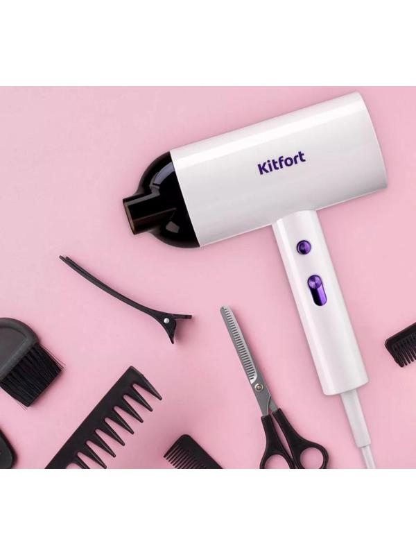 Фен Kitfort КТ-3201, 1800-2000 Вт, 3 скорости, концентратор, штур 1.8 м
