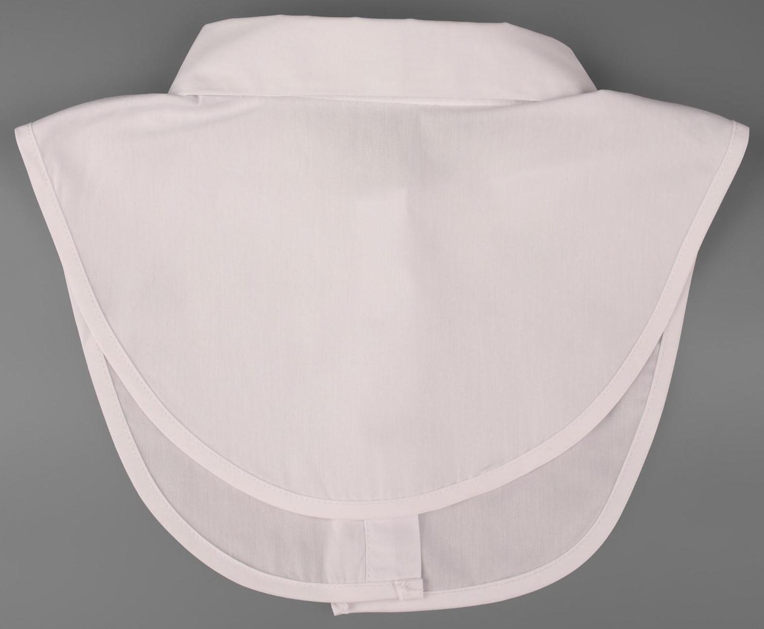 Воротник ложный, диаметр горловины = 42 см, 31,5 × 20,5 см, цвет белый