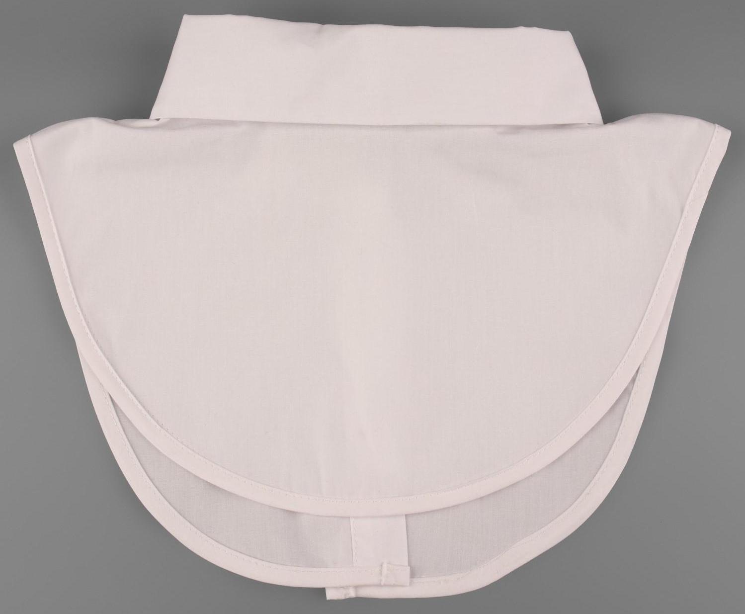 Воротник ложный, диаметр горловины = 43,5 см, 32,5 × 21 см, цвет белый