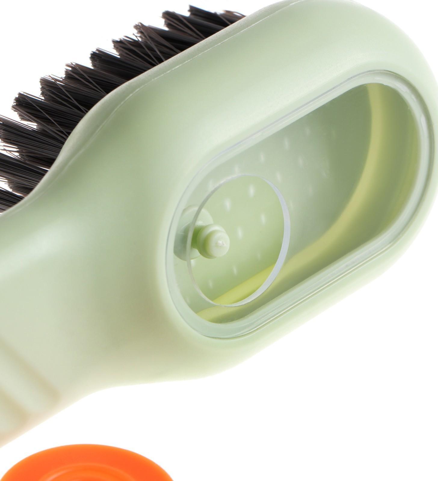 Щетка для чистки салона с дозатором