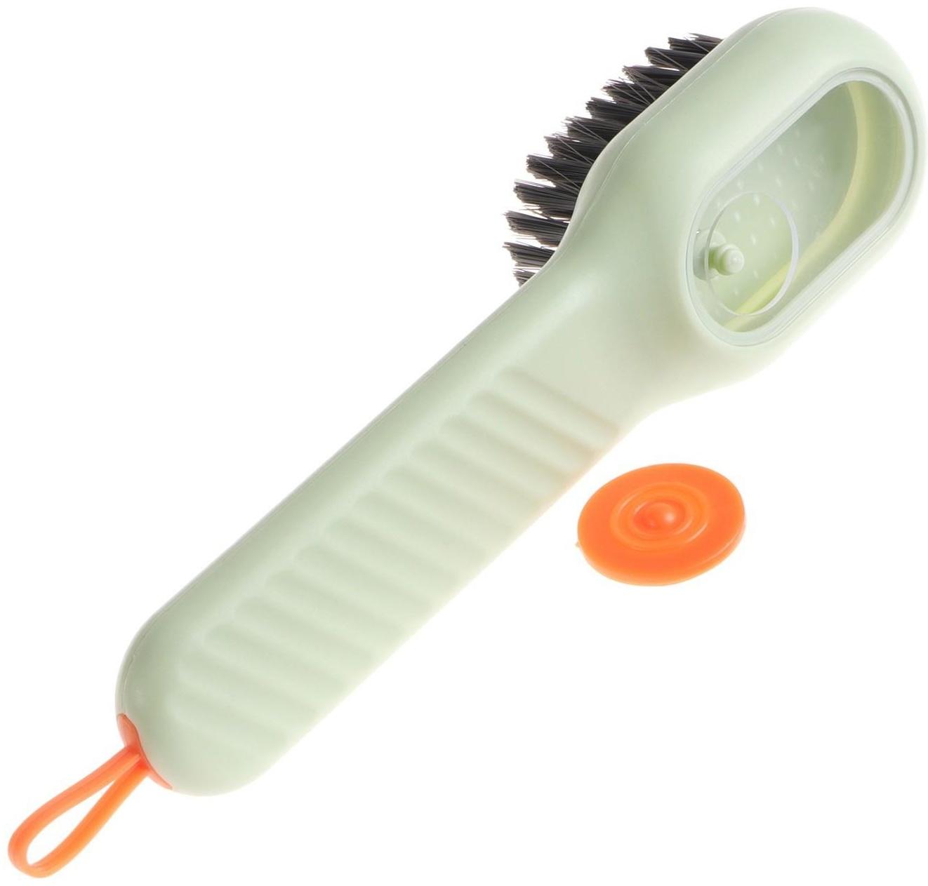 Щетка для чистки салона с дозатором