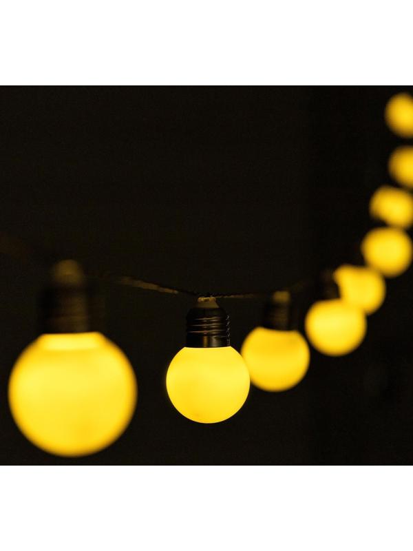 Гирлянда «Нить» 2.7 м с насадками «Белые шары», IP44, тёмная нить, 10 LED, свечение тёплое белое, 8 режимов, солнечная батарея