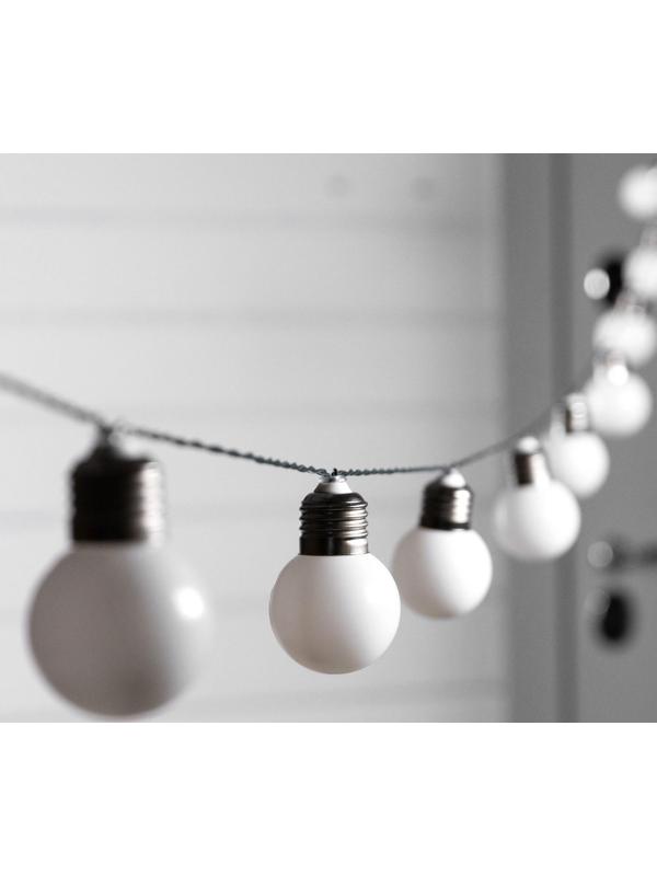 Гирлянда «Нить» 2.7 м с насадками «Белые шары», IP44, тёмная нить, 10 LED, свечение тёплое белое, 8 режимов, солнечная батарея