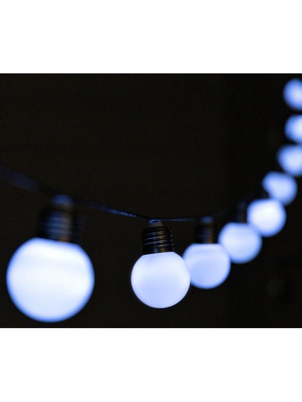 Гирлянда «Нить» 2.7 м с насадками «Белые шары», IP44, тёмная нить, 10 LED, свечение белое, 8 режимов, солнечная батарея