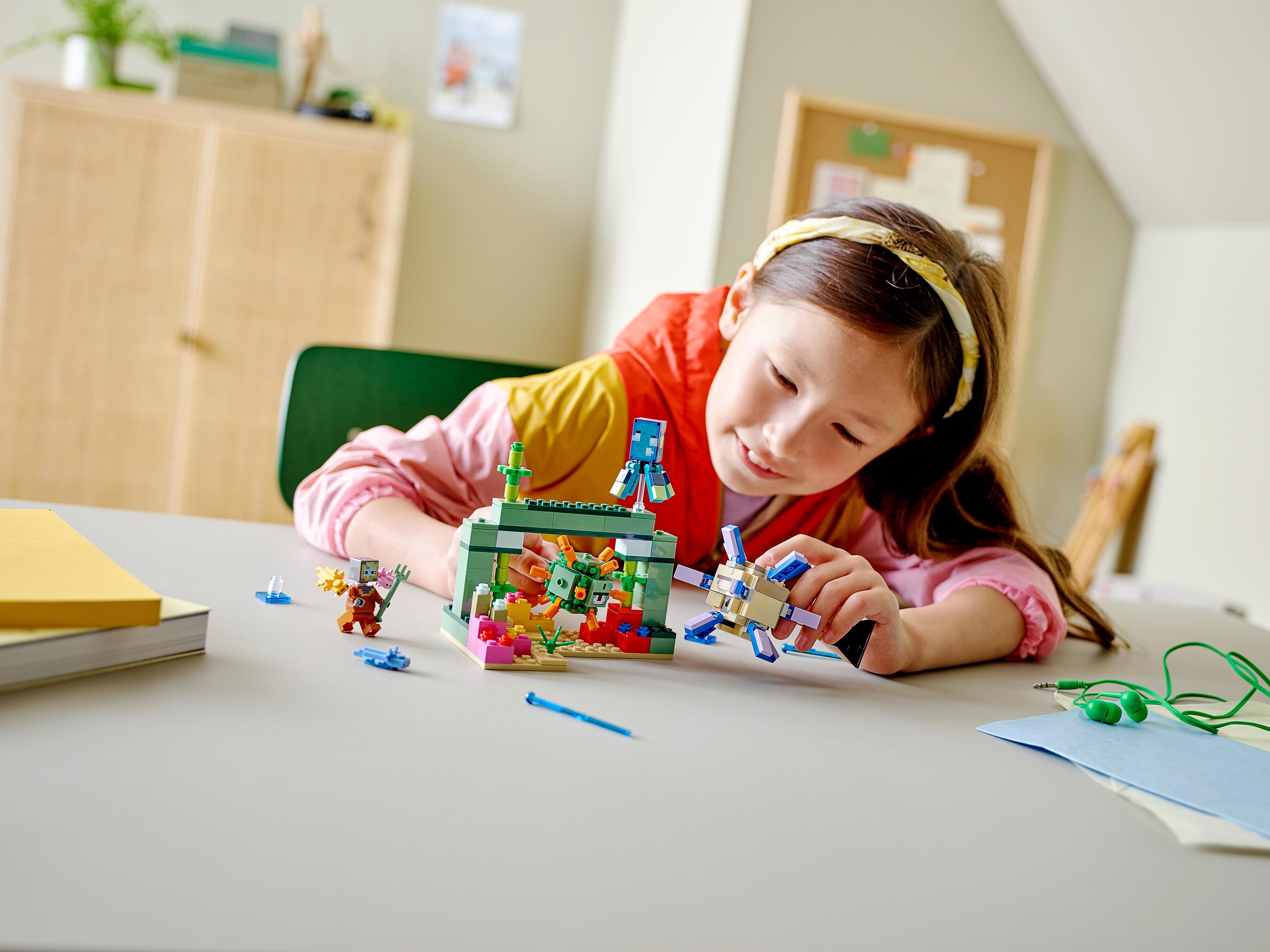 Конструктор «Битва со стражем» 1079 (Minecraft 21180) / 255 деталей