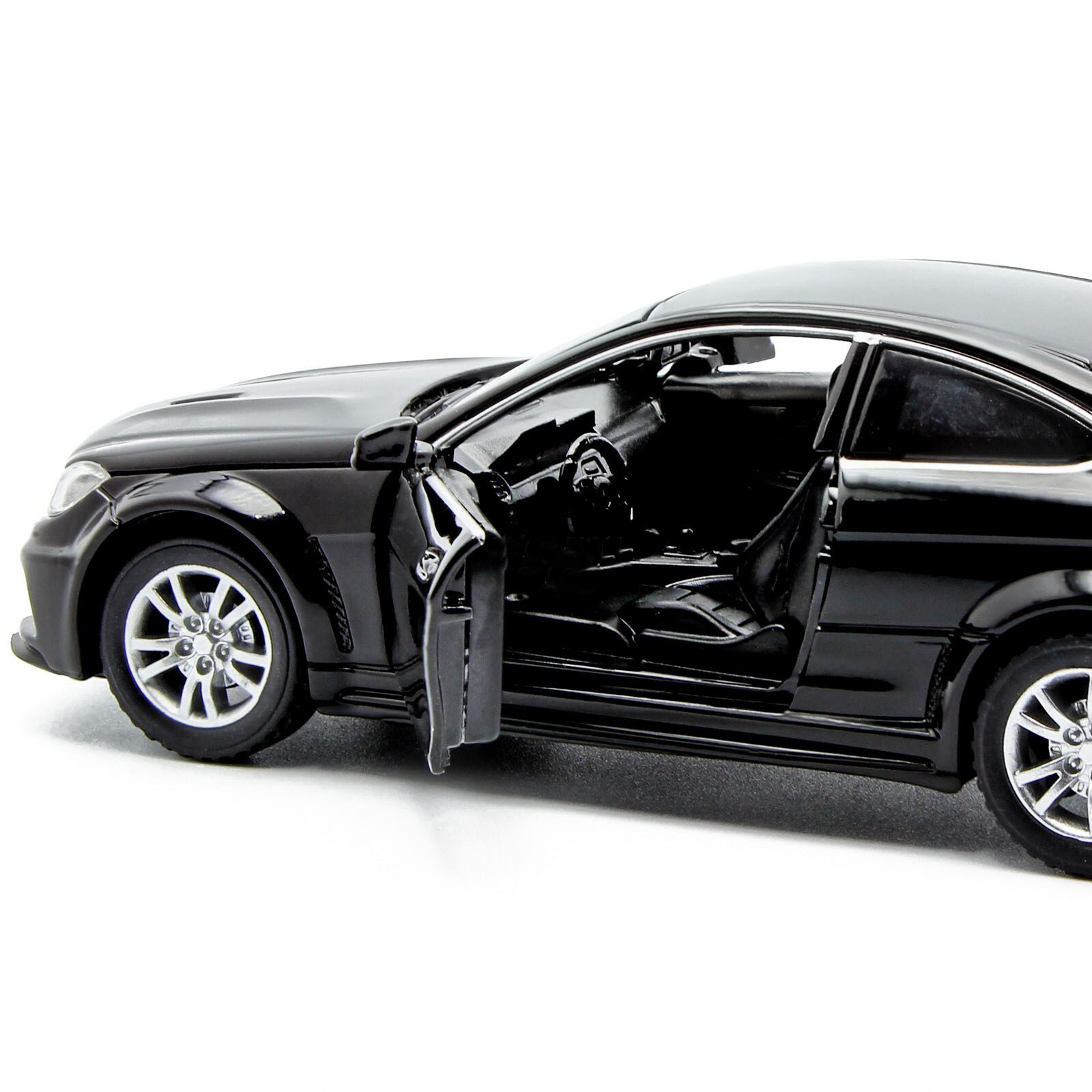 Металлическая машинка Die Cast  1:32 «Mercedes-Benz C63 AMG Coupe Black Series» 15 см., А32251, свет, звук, инерционная / Черный