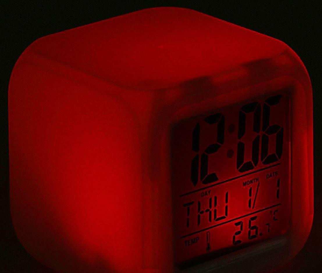 Будильник Luazon LB-03, дата, температура, белый