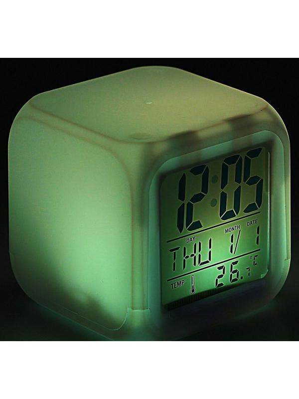 Будильник Luazon LB-03, дата, температура, белый