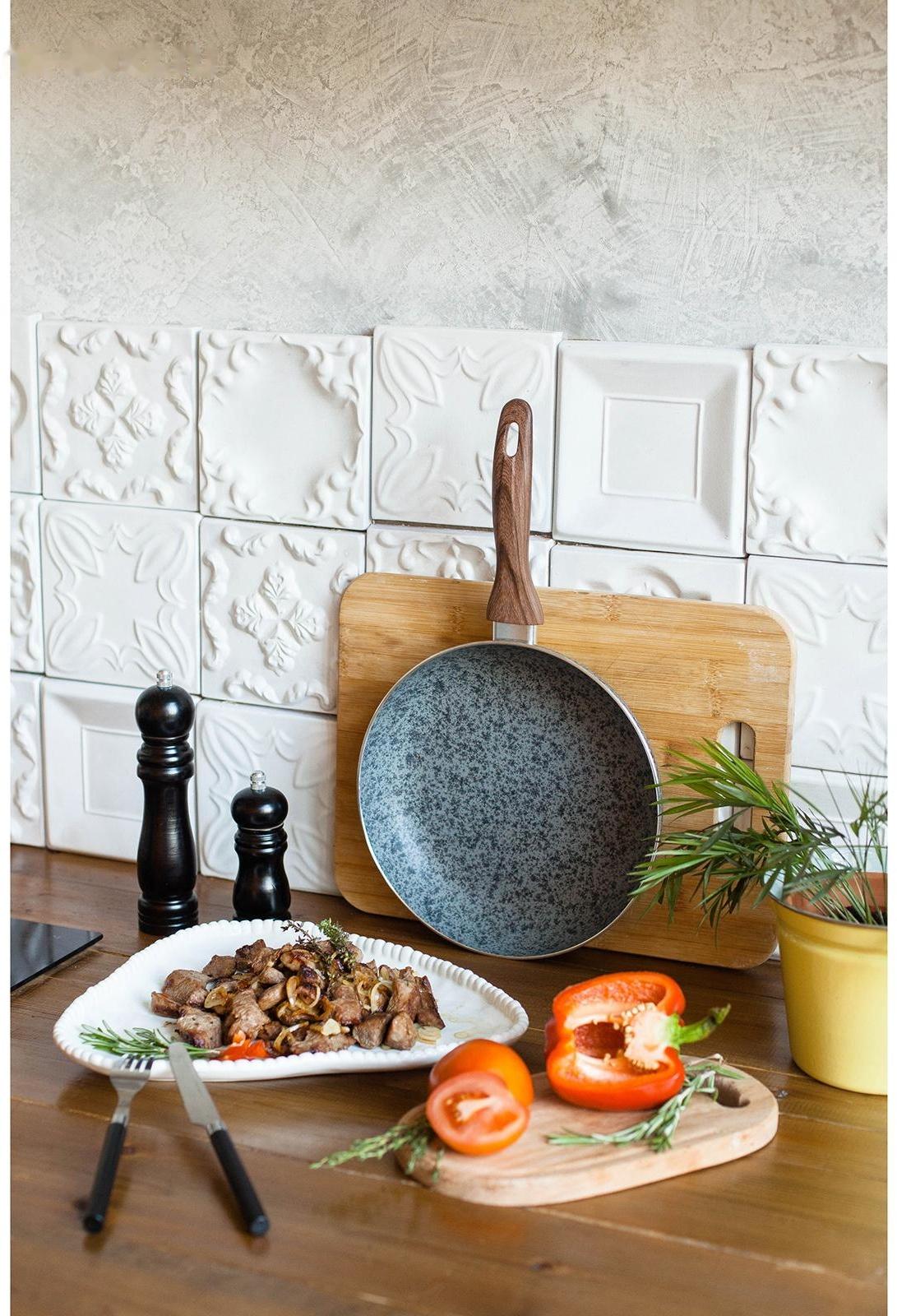 Мельница для специй Доляна «Дуновение леса», 21×4,5 см, керамический механизм, цвет тёмное дерево