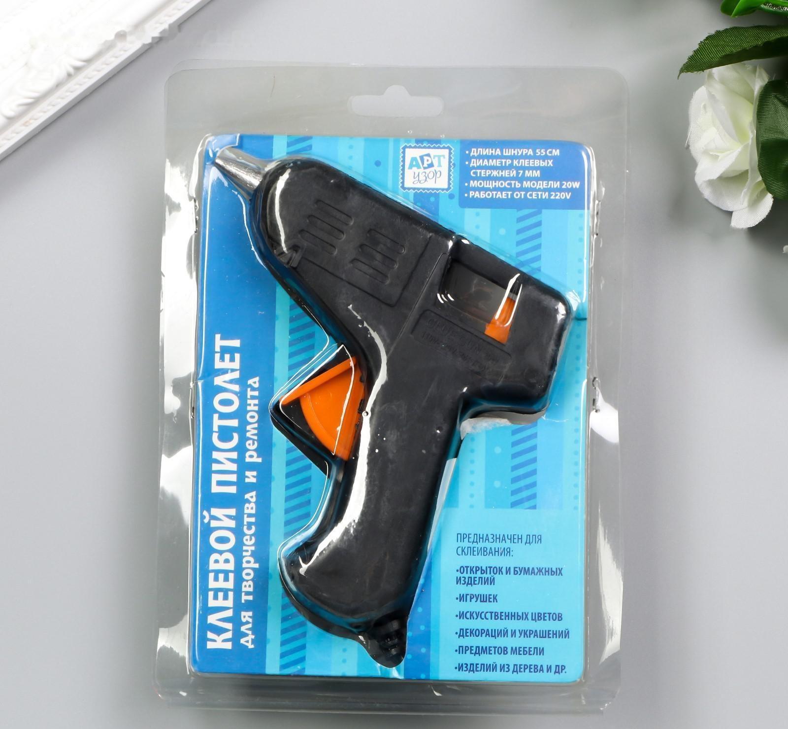 Клеевой пистолет 12х10,5 см питание: сетевой, диаметр стержня - 7 мм
