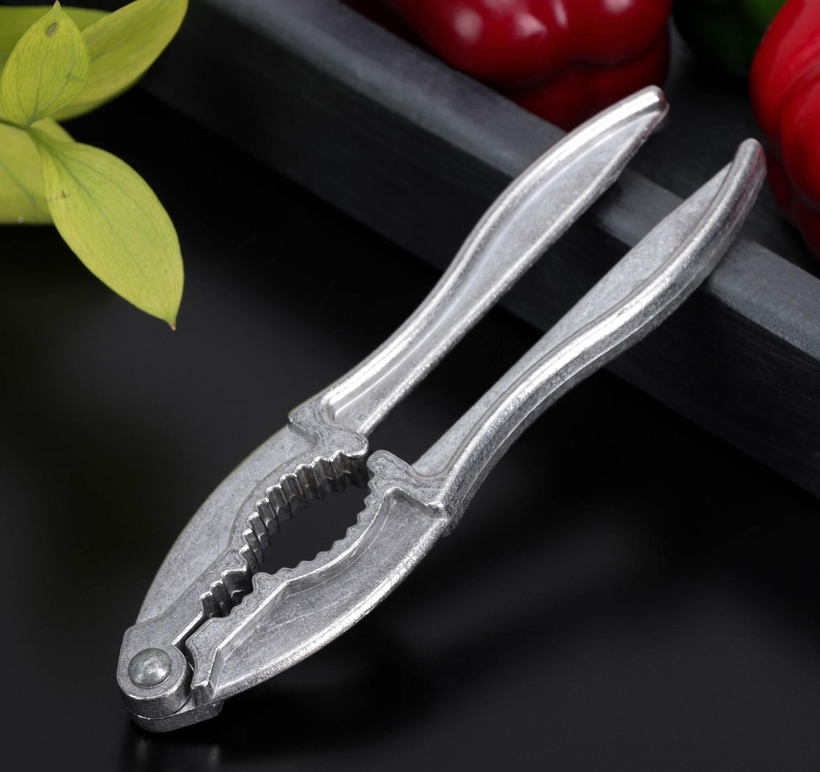 Орехокол, 17 см