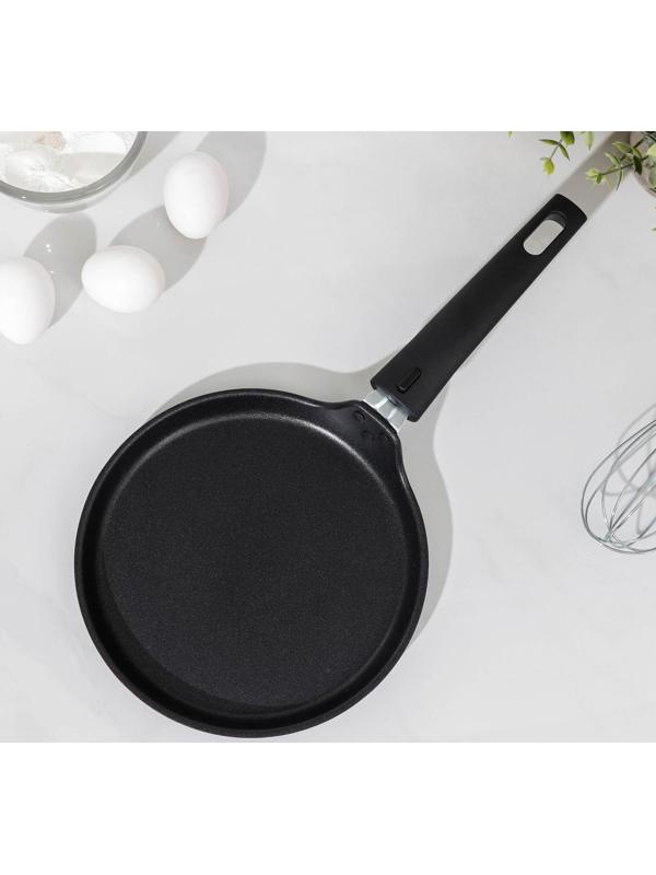 Сковорода блинная «Традиция», d=20 см, съёмная ручка, антипригарное покрытие, цвет чёрный