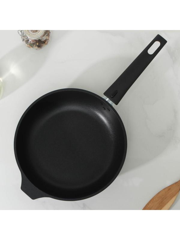 Сковорода «Традиция», d=22 см, съёмная ручка, антипригарное покрытие, цвет чёрный