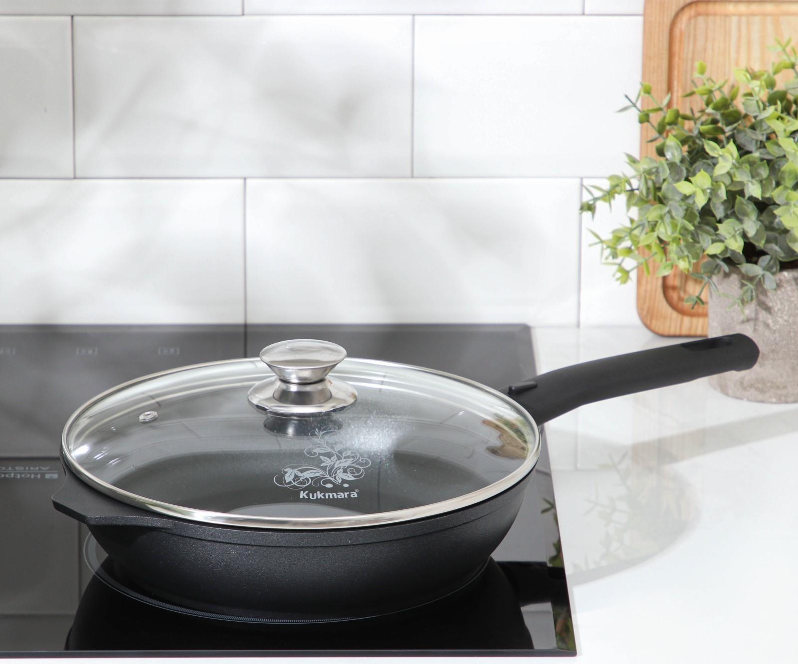 Сковорода «Традиция», d=24 см, стеклянная крышка, съёмная ручка, антипригарное покрытие, цвет чёрный